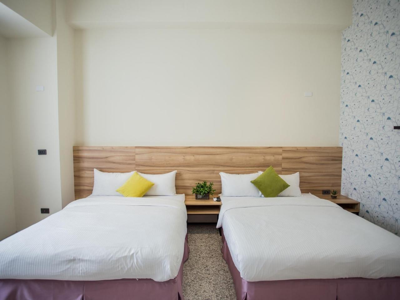 Rainbow Hotel Magong Exterior photo